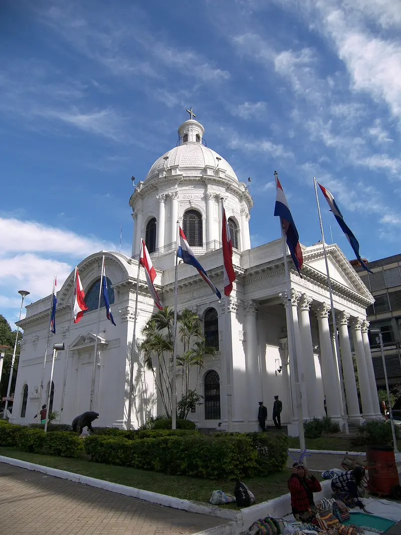 Het Panteon Nacional de los Heroes in Asuncion, Paraguay