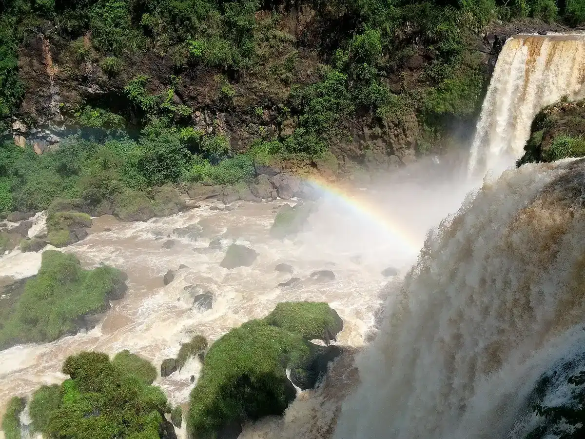 De Saltos del Monday-watervallen bij Ciudad del Este in Paraguay